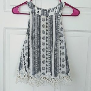 Lace trimmed patterned tank top